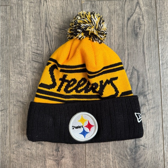 NFL Steelers Pom Beanie - Picture 1 of 2